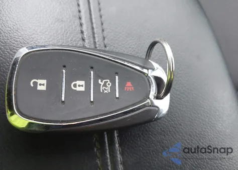 2018 Chevrolet Malibu Lt из США, поврежденный, VIN 1G1ZD5ST1JF112815